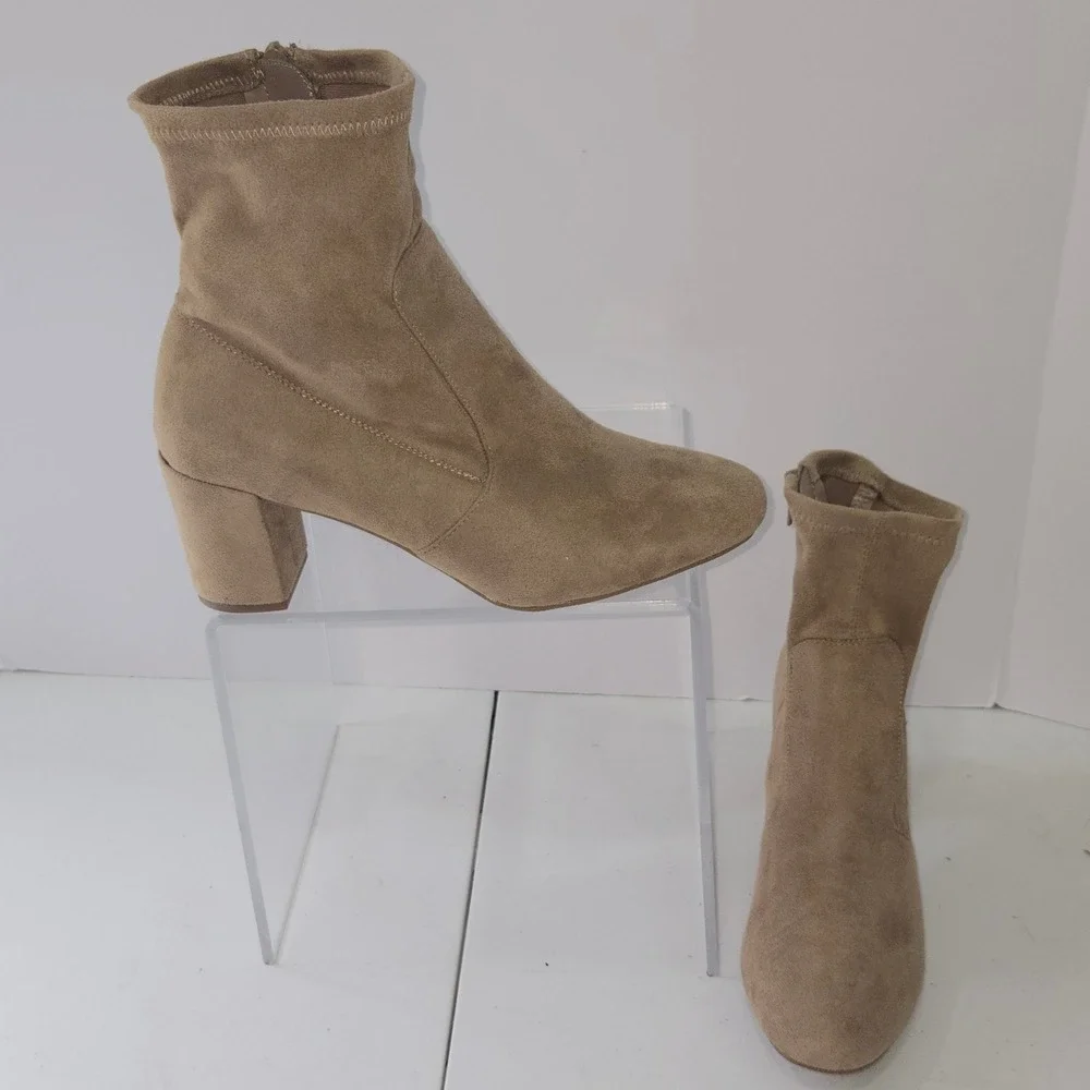 Nicole Carina Tan Faux Suede Block Heel Ankle Boots Womens 9M Sock Bootie AB221